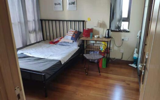 整租·龙岗区万科麓城三期 三房两卫 价格美丽