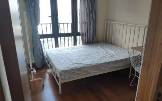 整租·龙岗区万科麓城三期 三房两卫 价格美丽