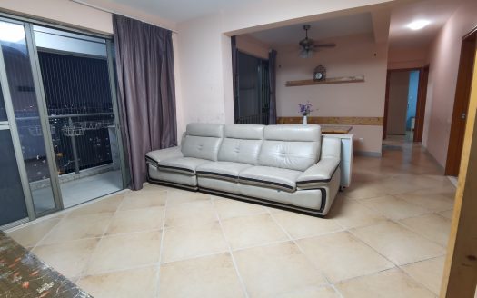 免佣租房双地铁口富通城六期四房出租