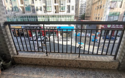 清湖地铁站 美丽365花园H2栋E117 两房两厅 家私全齐 交通便利