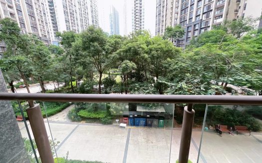 机场  星航华府 三房两厅  精装修  免佣金