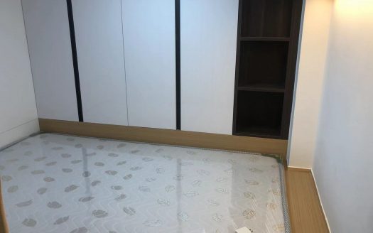 九方广场 3房1厅1卫 全齐 拎包入住