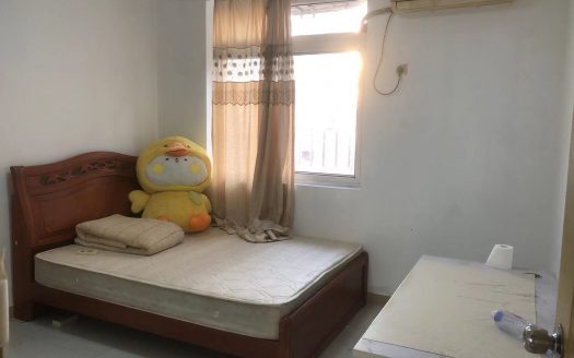 翻身地铁站 深宝花园 3房2厅 78平方