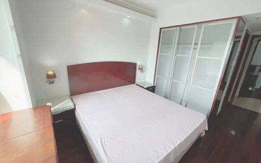 黄贝岭地铁口  丹枫白露1栋1305  超大两房两厅两卫 精装全齐 拎包入住