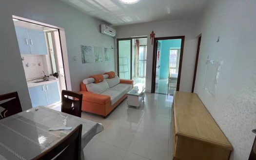 兴达华府 两房两厅 部分家私 采光极好 交通方便