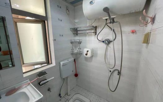 兴达华府 两房两厅 部分家私 采光极好 交通方便