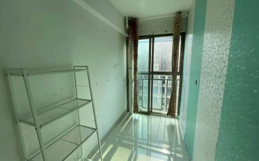 兴达华府 两房两厅 部分家私 采光极好 交通方便