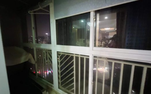 南山中心区  南光城市花园复试三房 豪华装修 拎包入住