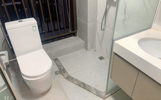 万达广场楼上，福城前海新纪元，精装三室两厅两卫