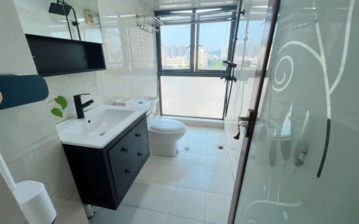 碧海湾地铁口城市峰尚4栋7C三房二厅89平全齐精装修